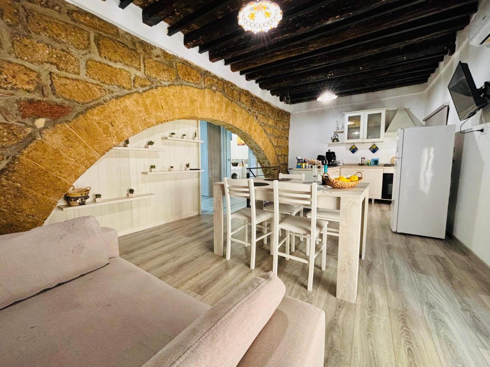 Casa Vacanza Linda 바게리아 외부 사진